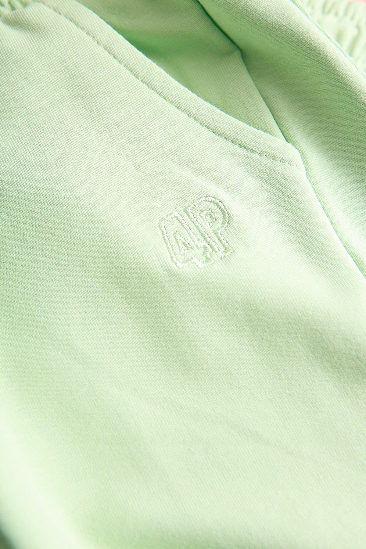 Daniel Pastel green