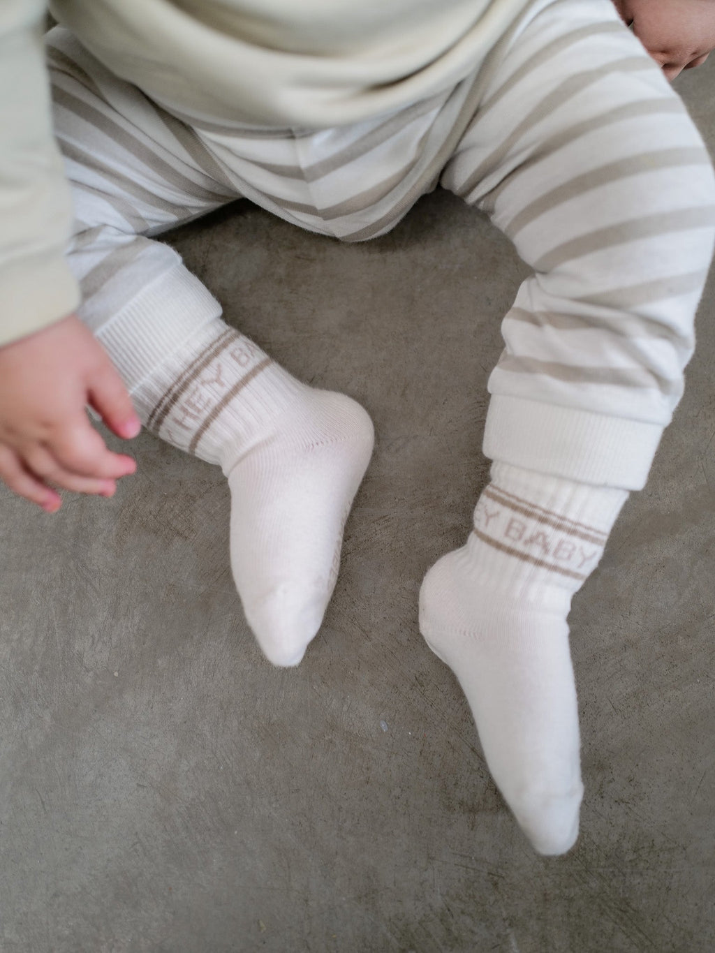 HEY BABY Socken - taupe